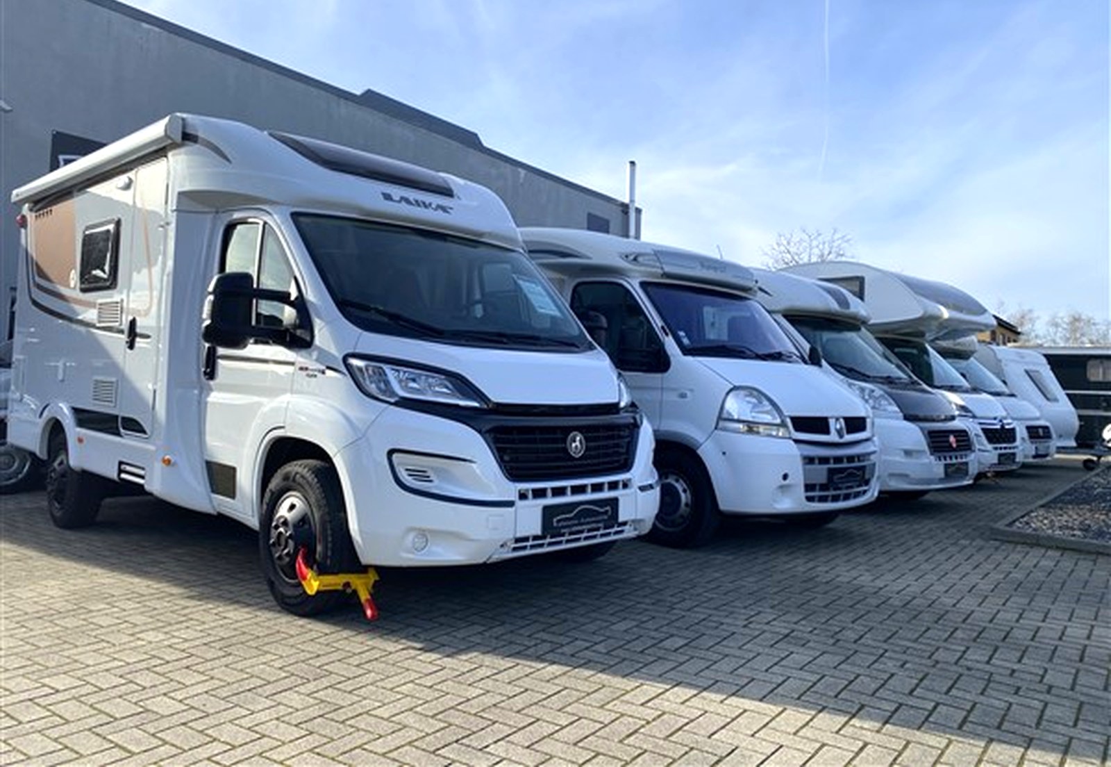 Wohnmobile & Wohnwagen